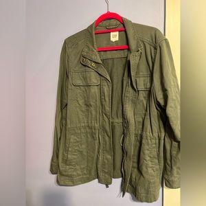GAP utility Jacket in Military Green